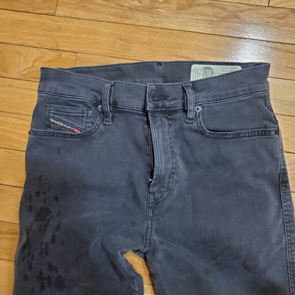 Diesel Women skinny jean 27 waist and 32 length - Picture 9 of 10